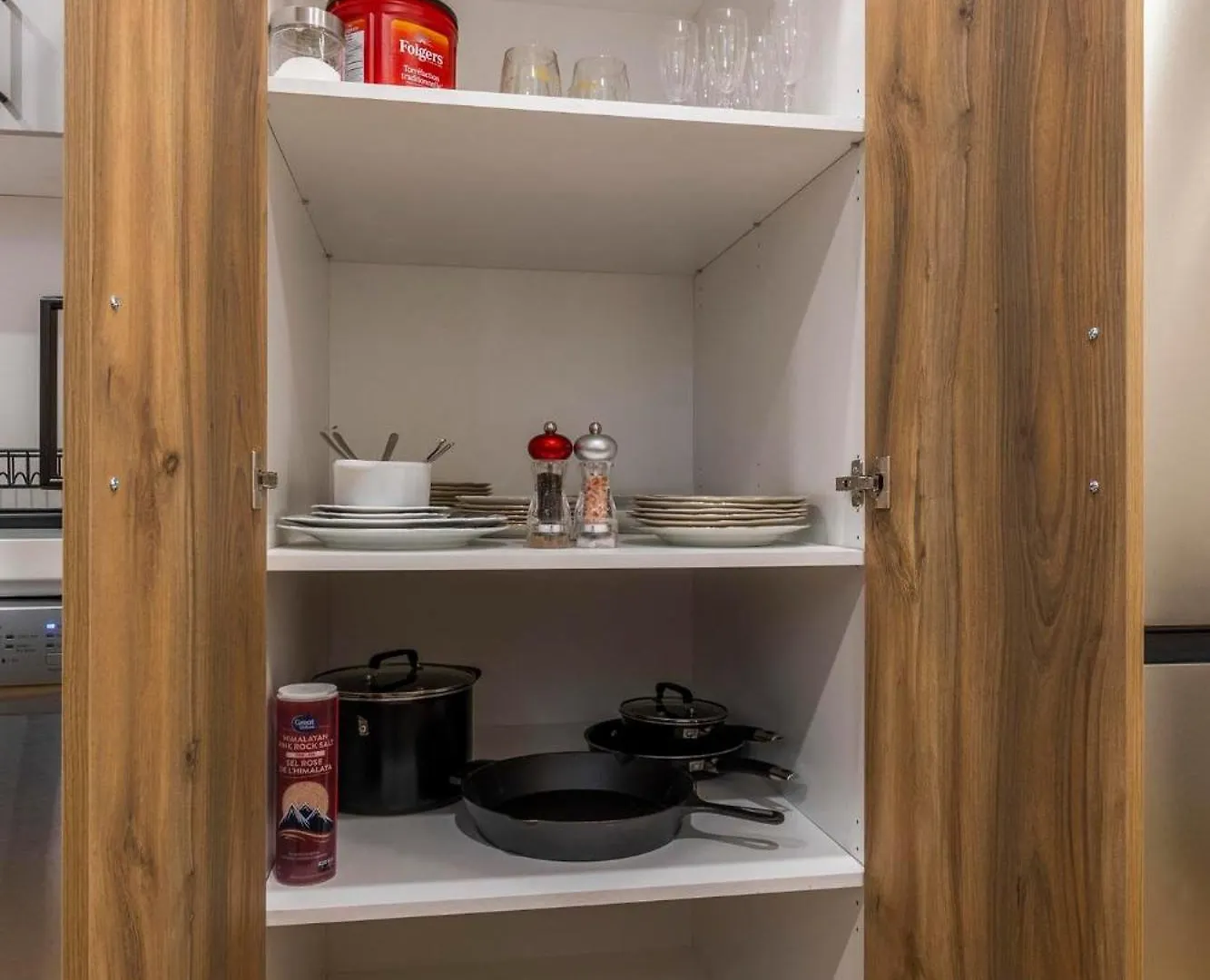 Private House With Parking & Steps To Subway Apartman Toronto